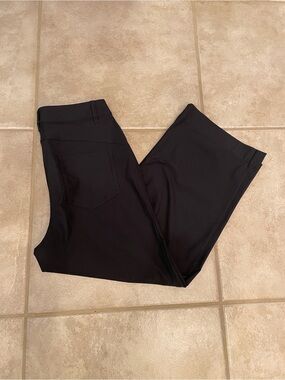Lululemon City Sleek 5 Pocket Wide-Leg High Rise 7/8 Length Pant